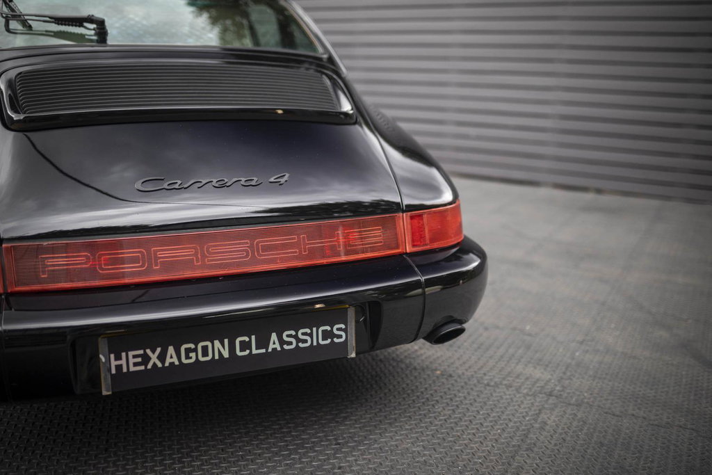 Porsche 964 Carrera 4