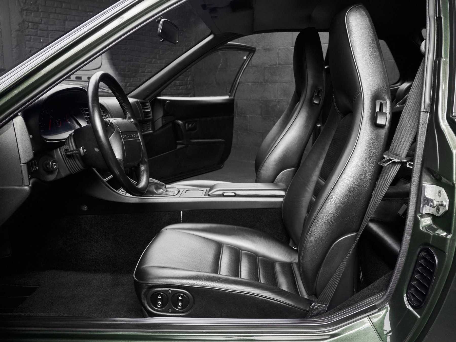 Porsche 968 1994 - elferspot.com - Marketplace for Porsche Sports Cars