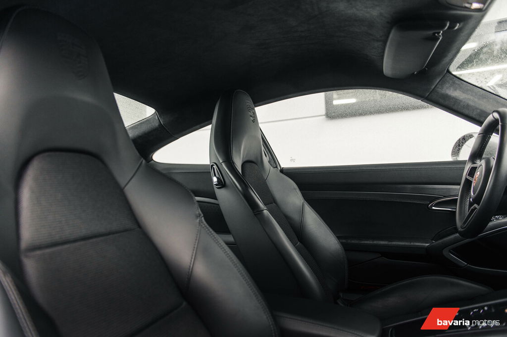 Porsche 991.2 GT3 Touring