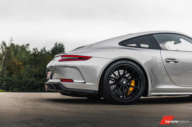 Porsche 991.2 GT3 Touring
