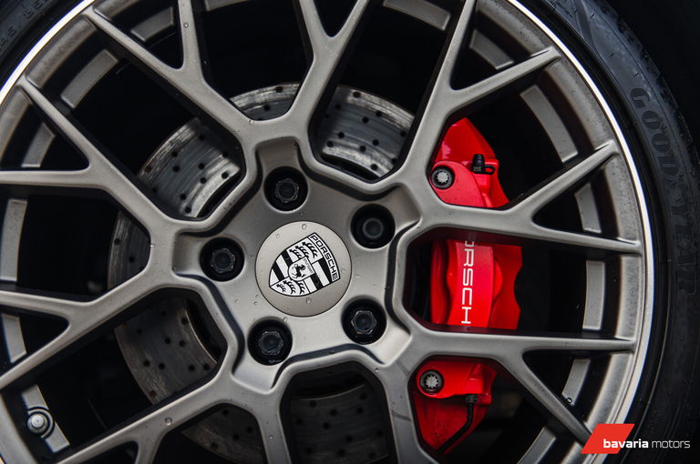 Porsche 992 Carrera 4S