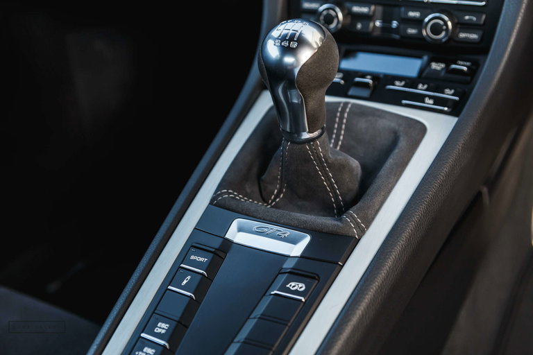 Porsche 981 Cayman GT4