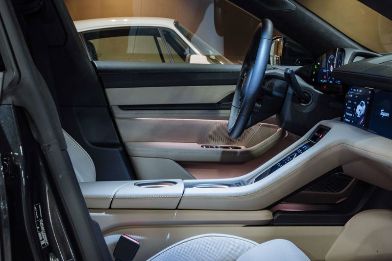 Porsche Taycan Turbo S