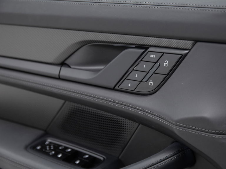 Porsche Taycan Turbo S