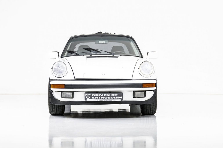 Porsche 911 Carrera 3.2 (US)