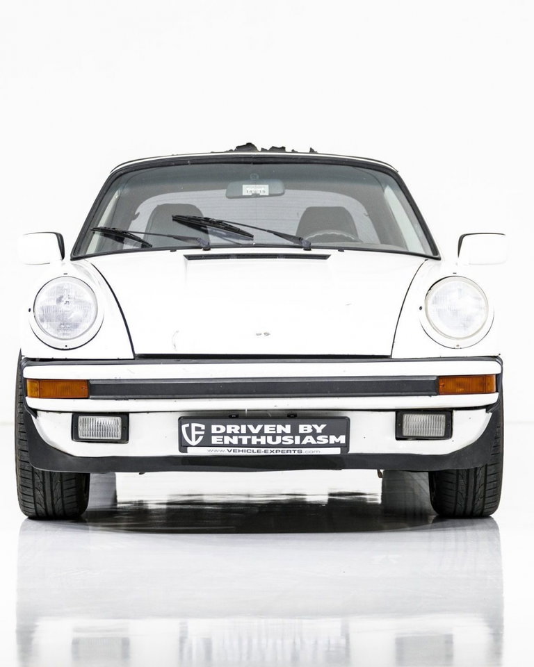 Porsche 911 Carrera 3.2 (US)