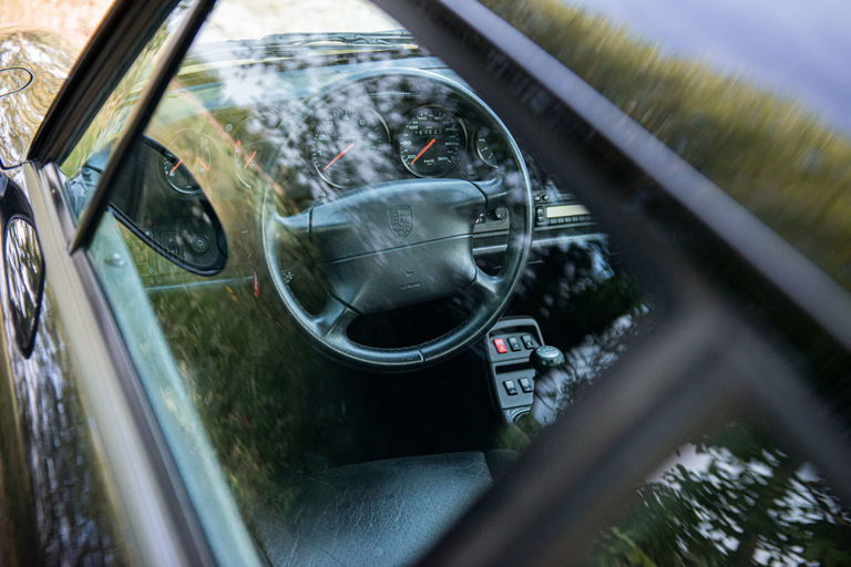 Porsche 993 Carrera 4S