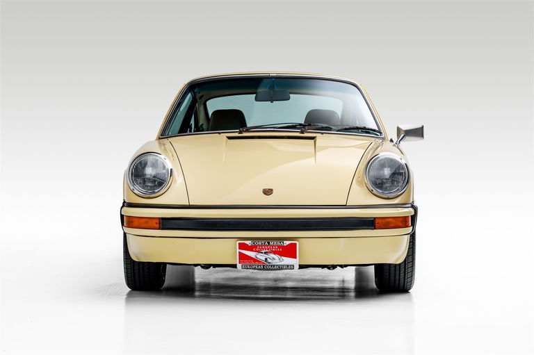 Porsche 911 Carrera (US)
