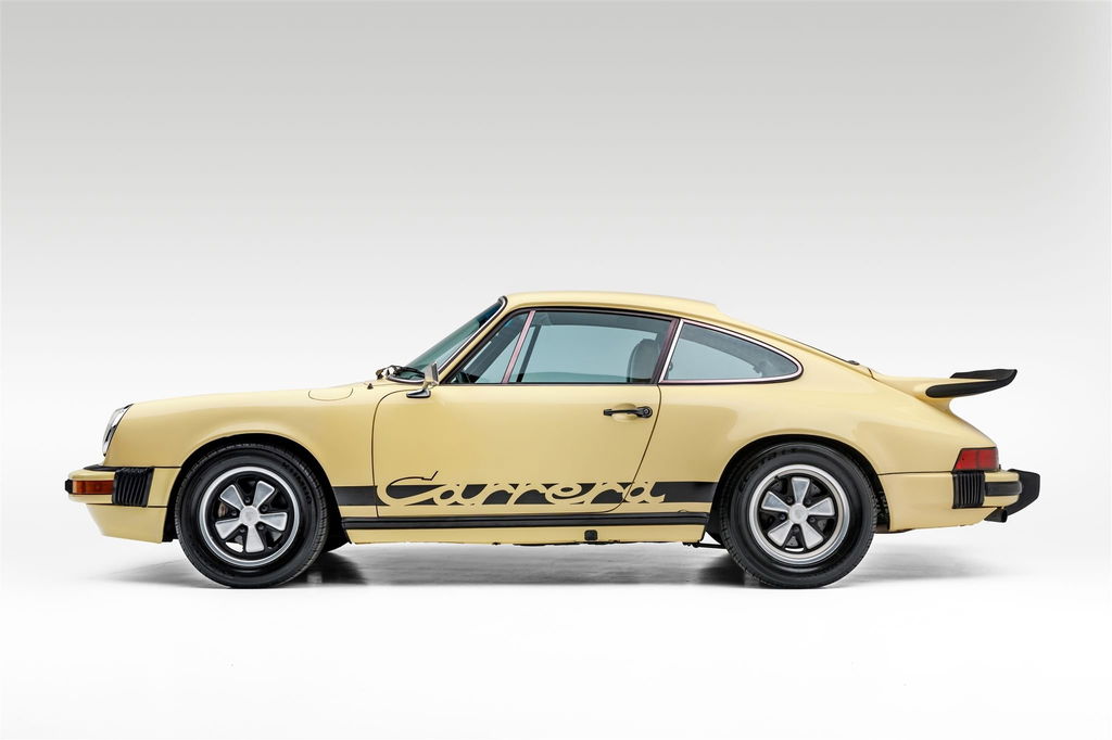 Porsche 911 Carrera (US)