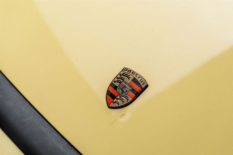 Porsche 911 Carrera (US)