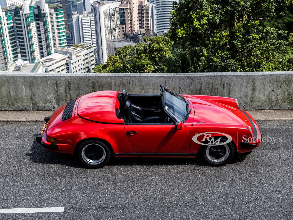 Porsche 911 Carrera 3.2 Speedster
