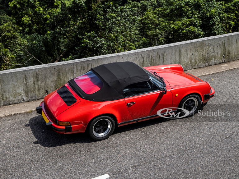 Porsche 911 Carrera 3.2 Speedster