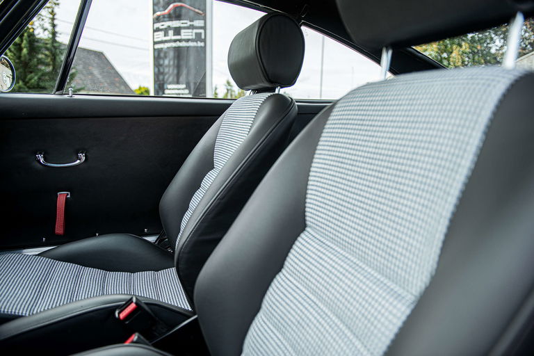 Porsche 911 Backdate