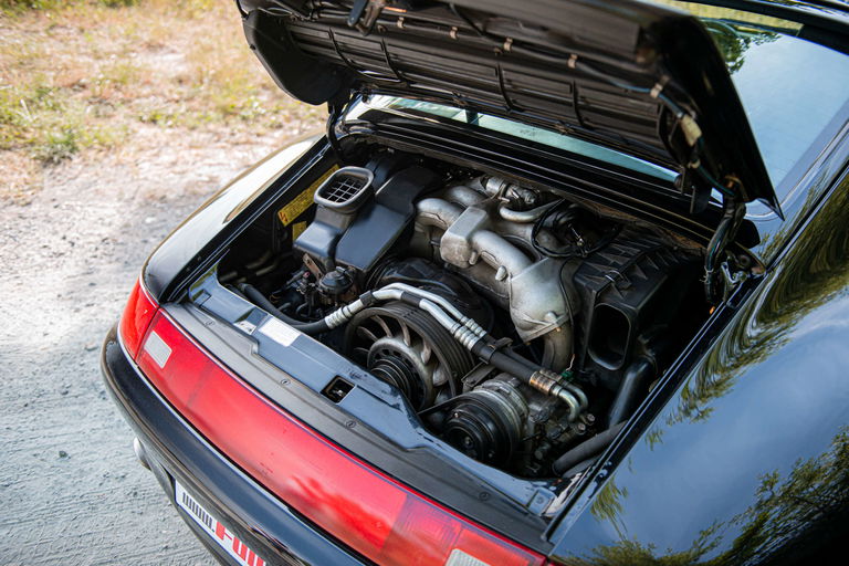 Porsche 993 Carrera 4S