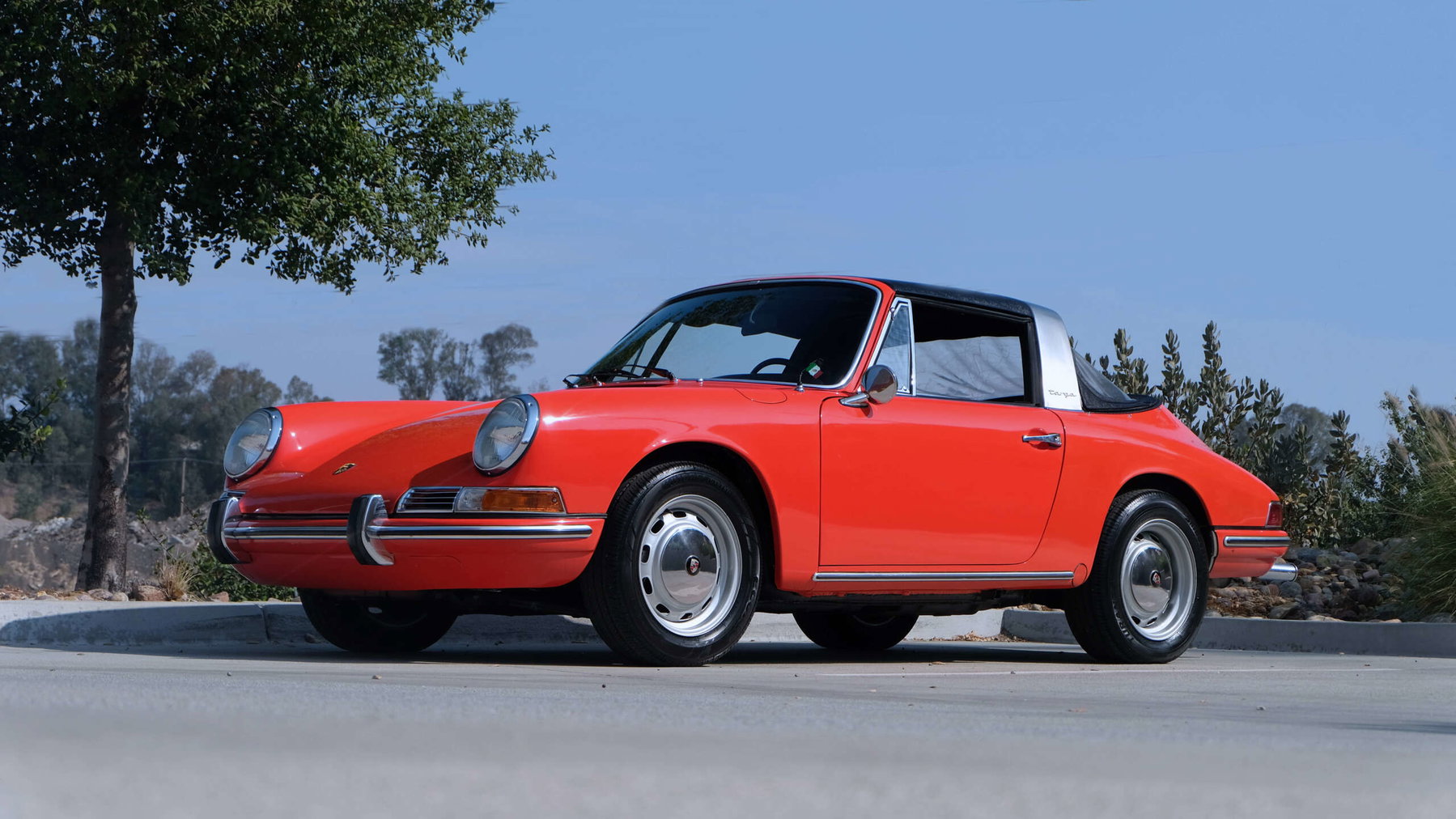 Porsche 911 T 1968 - elferspot.com - Marketplace for Porsche