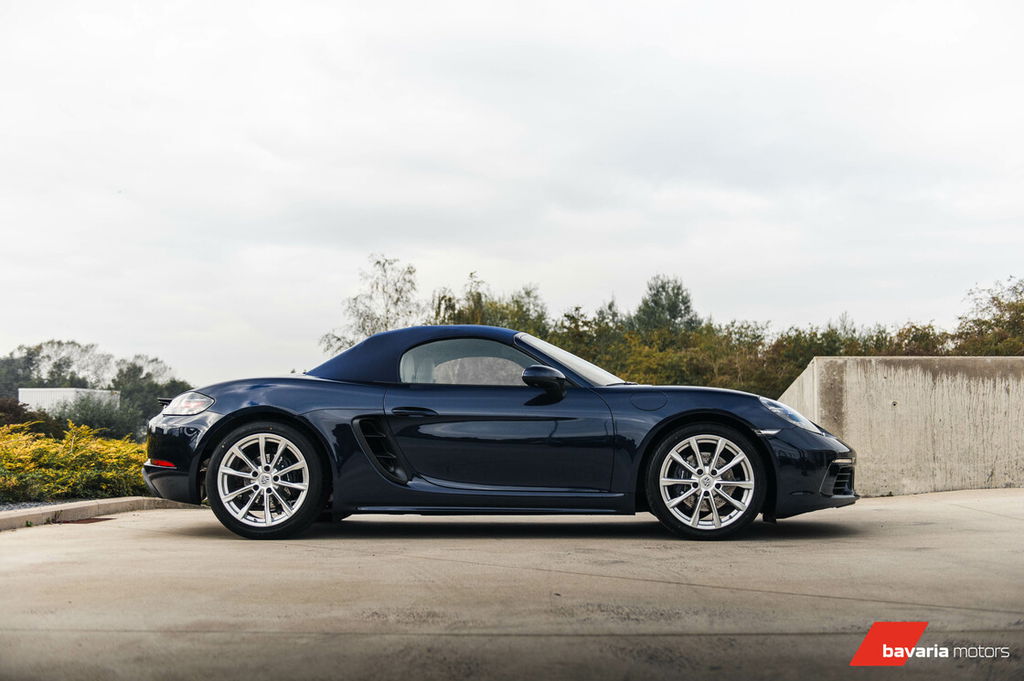 Porsche 718 Boxster