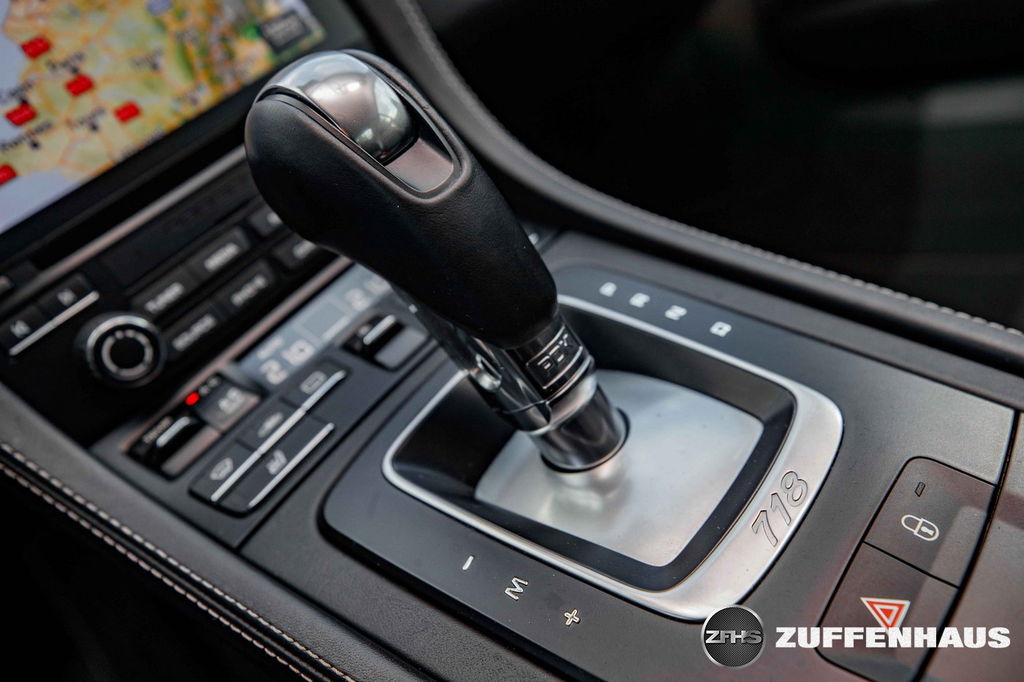 Porsche 718 Cayman S