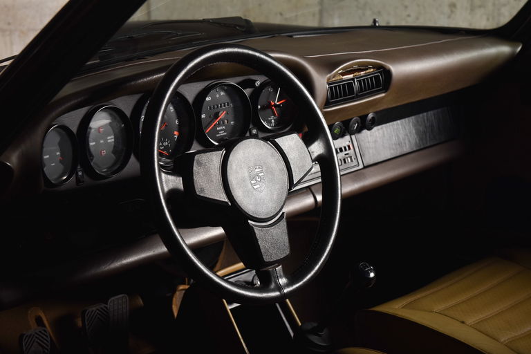 Porsche 911 Turbo 3.3 (US)