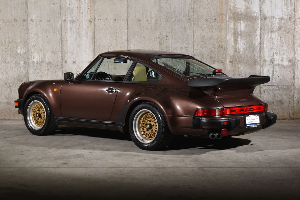 Porsche 911 Turbo 3.3 (US)