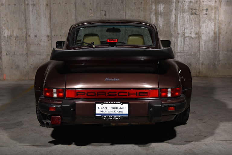 Porsche 911 Turbo 3.3 (US)