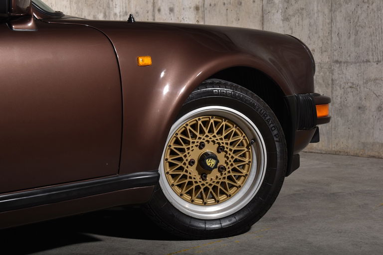 Porsche 911 Turbo 3.3 (US)