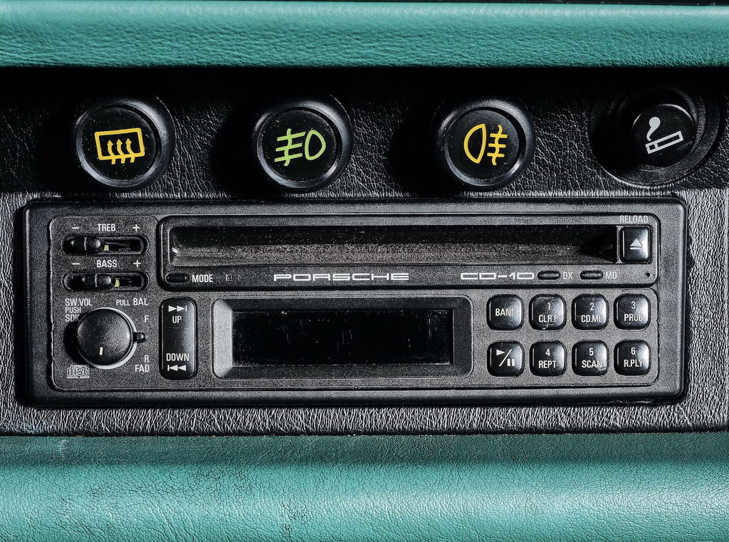 Porsche 964 Carrera 2 Cabrio WTL