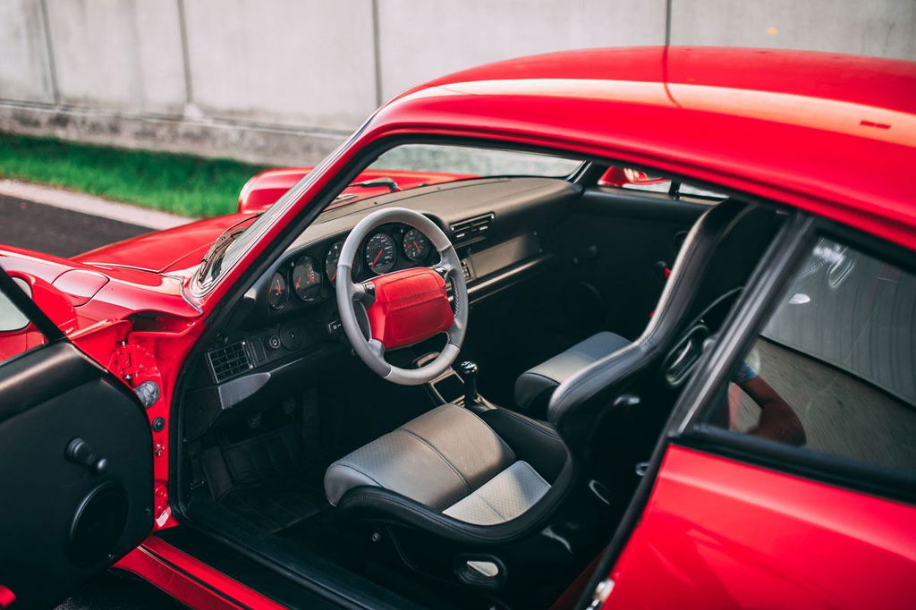 1992 Porsche 911 (964) Turbo S Lightweight