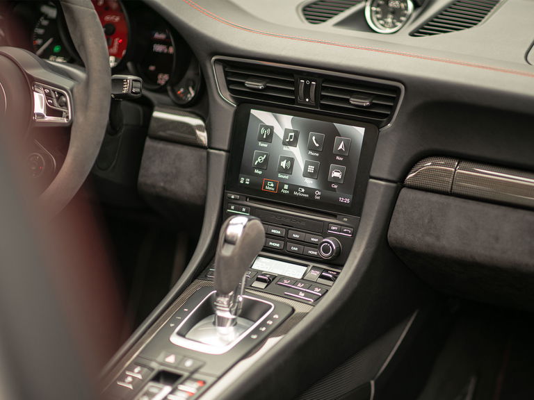 Porsche 991.2 Carrera GTS