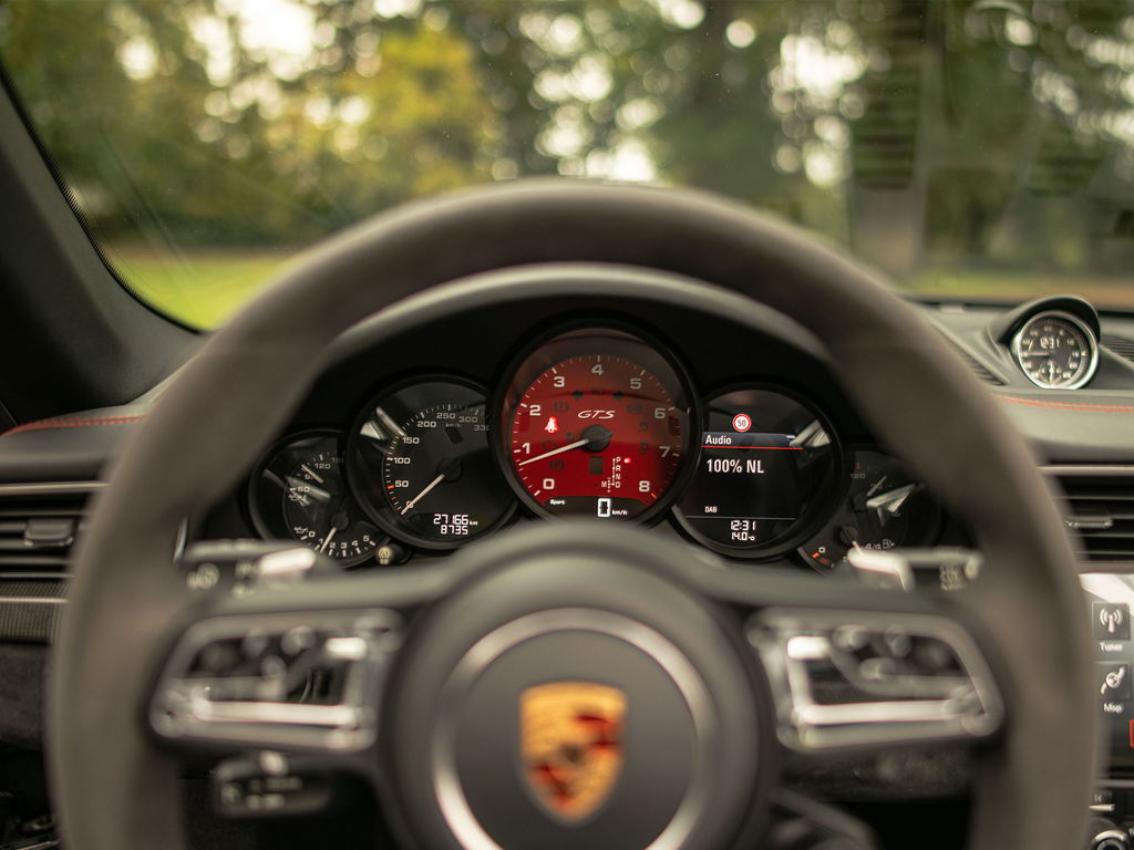 Porsche 991.2 Carrera GTS