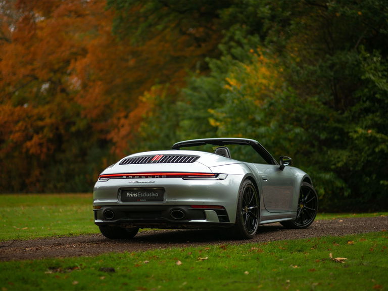 Porsche 992 Carrera 4S