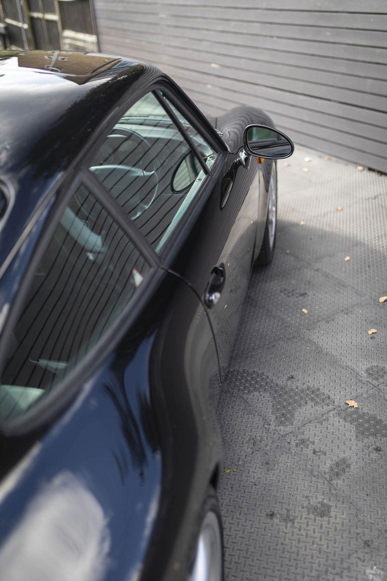 Porsche 993 Carrera 4