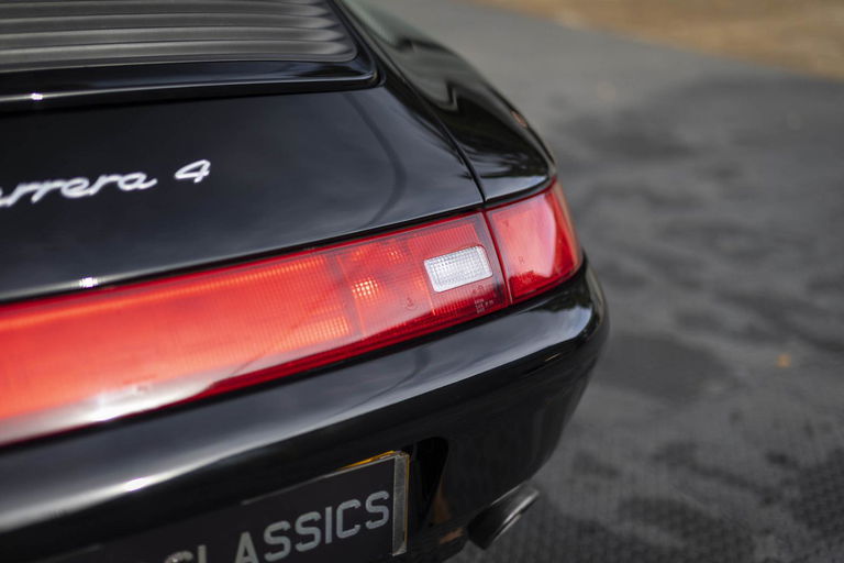 Porsche 993 Carrera 4