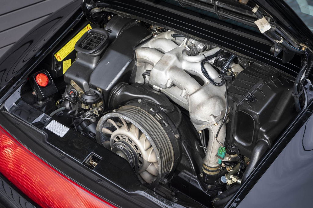 Porsche 993 Carrera 4