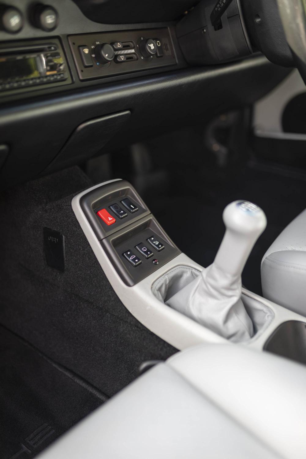 Porsche 993 Carrera 4