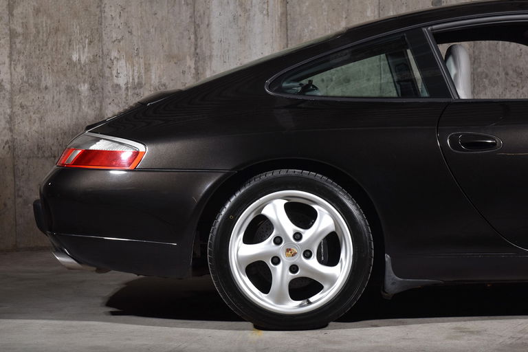 Porsche 996 Carrera