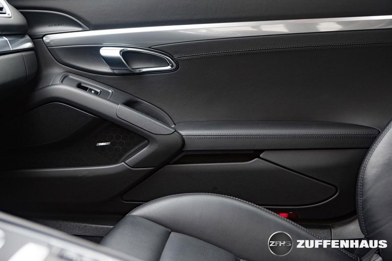 Porsche 981 Cayman S