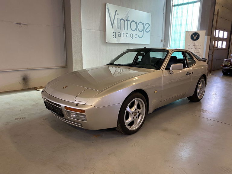 Porsche 944 S Coupé