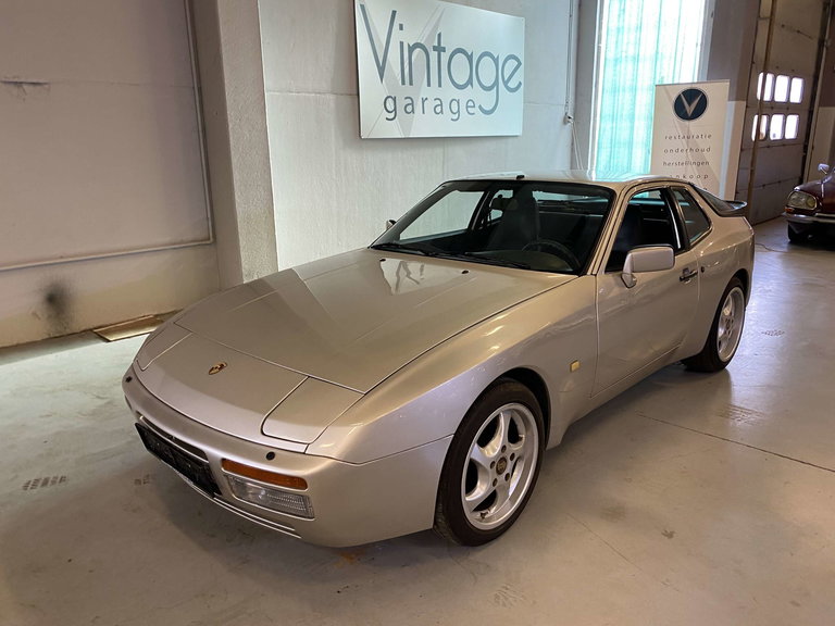 Porsche 944 S Coupé