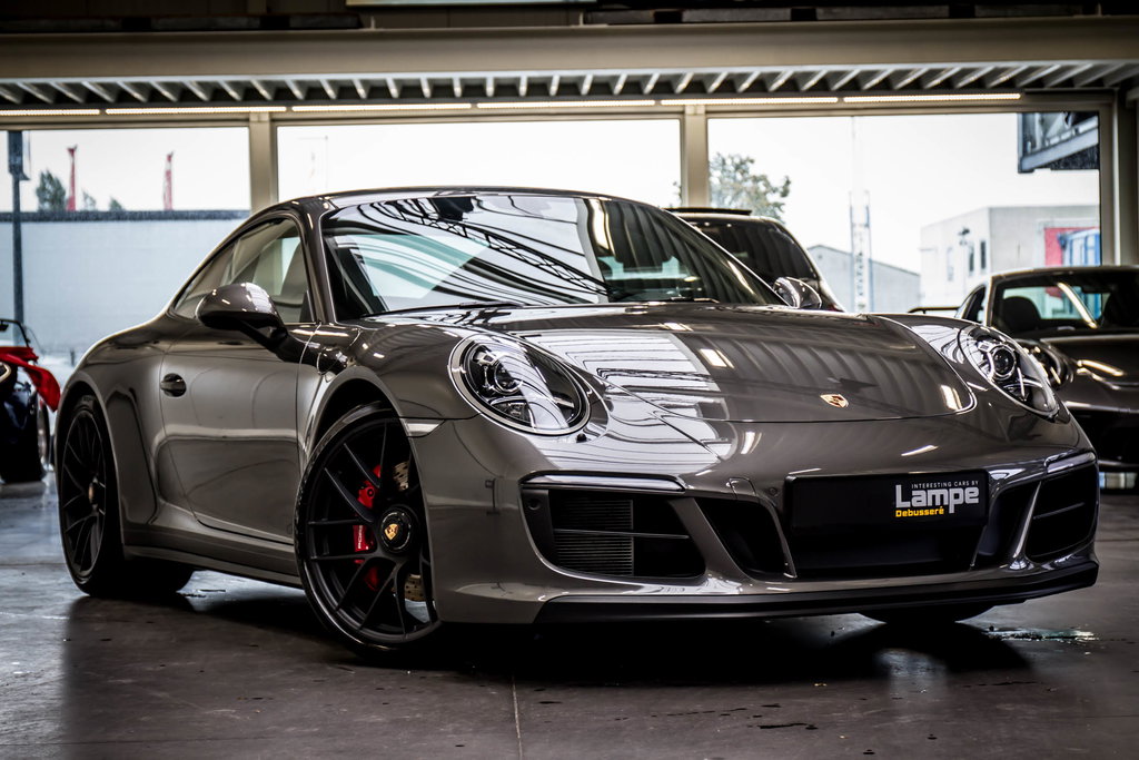 Porsche 991.2 Carrera GTS