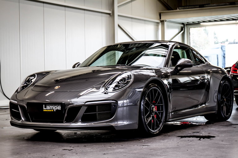 Porsche 991.2 Carrera GTS