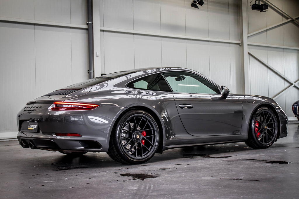 Porsche 991.2 Carrera GTS