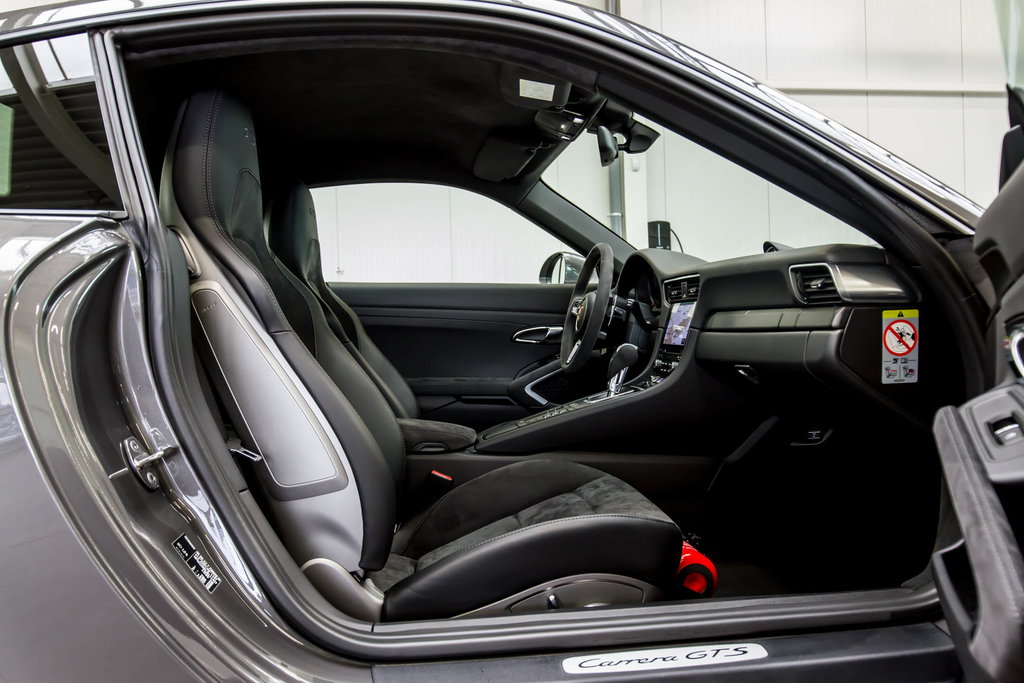 Porsche 991.2 Carrera GTS