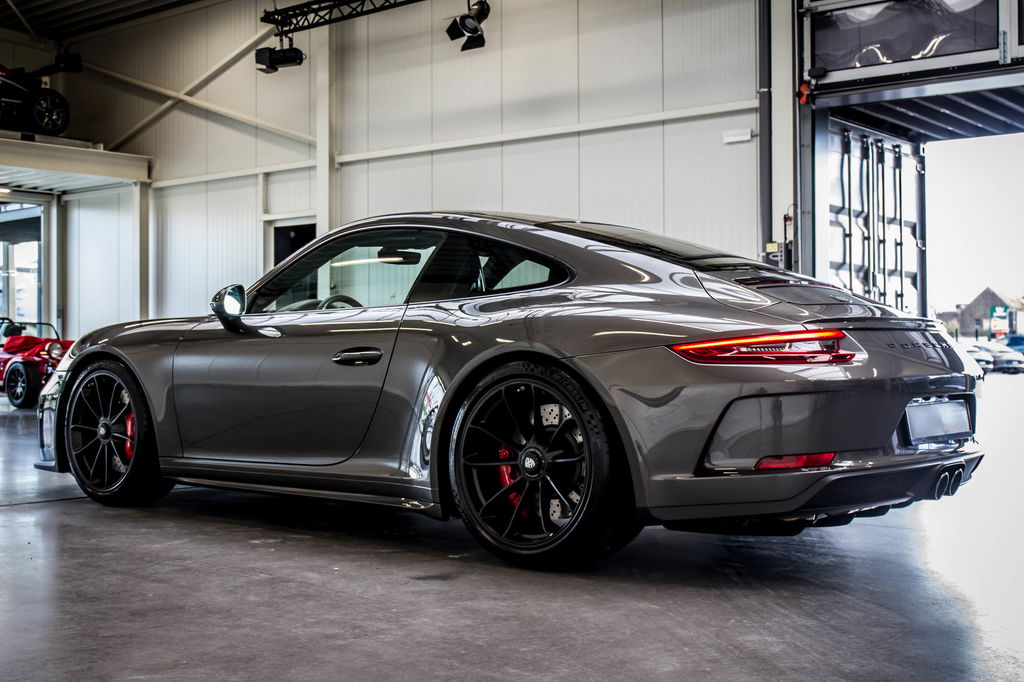 Porsche 991.2 GT3 Touring