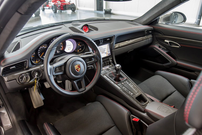 Porsche 991.2 GT3 Touring