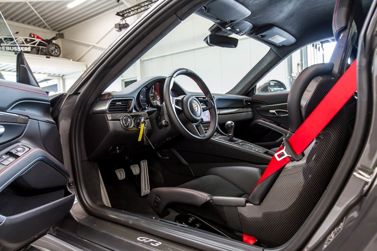 Porsche 991.2 GT3 Touring