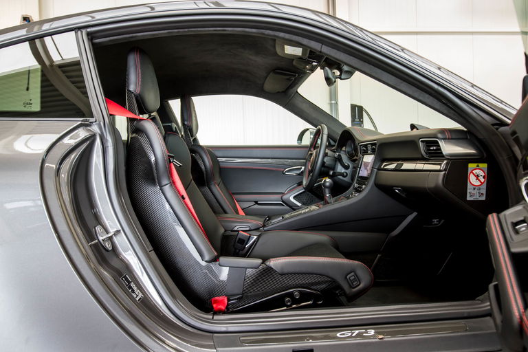 Porsche 991.2 GT3 Touring