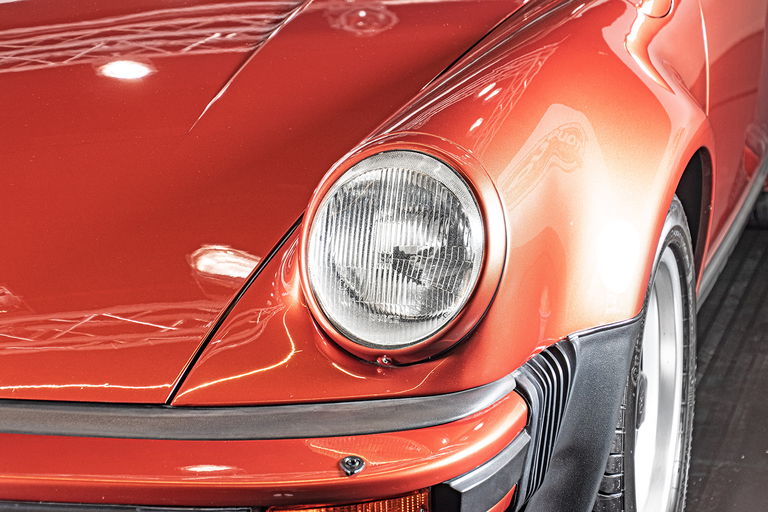 Porsche 911 Turbo 3.3