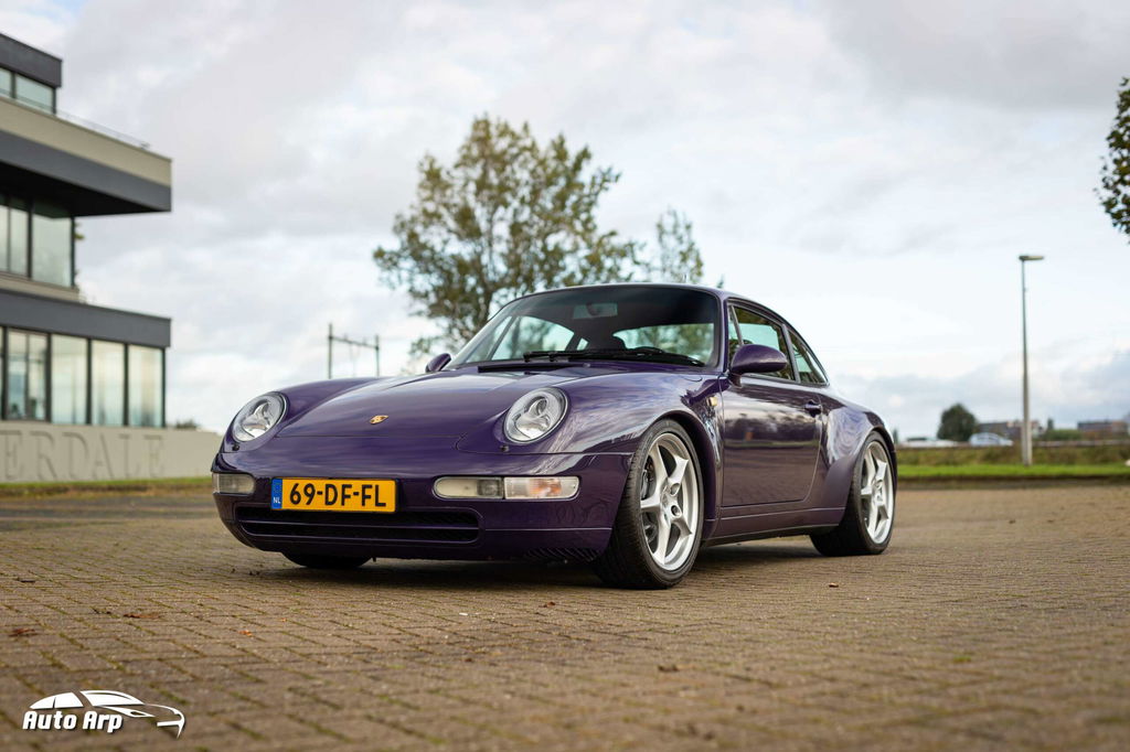 Porsche 993 Carrera Coupé for sale!