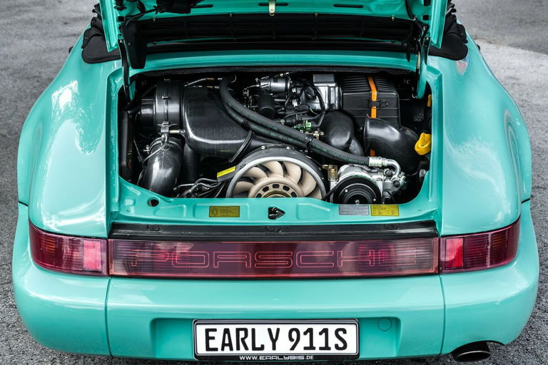 Porsche 964 Carrera 4