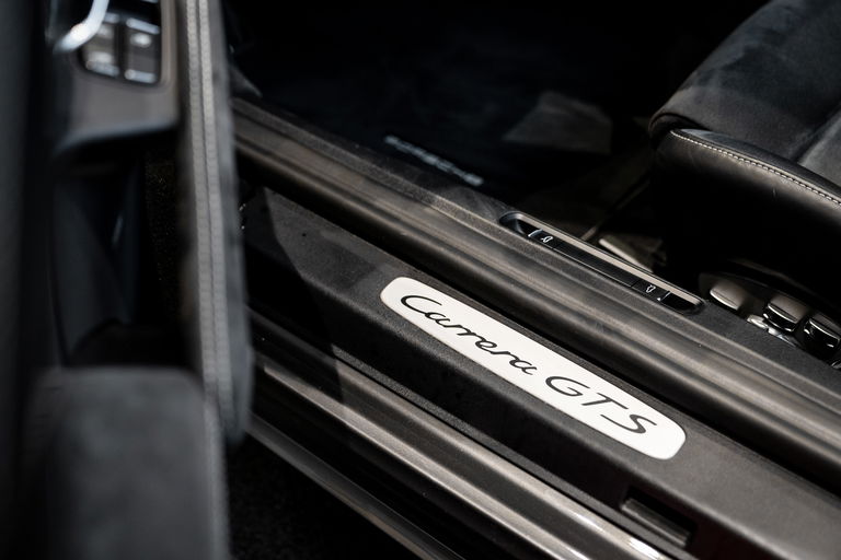 Porsche 991.2 Carrera GTS